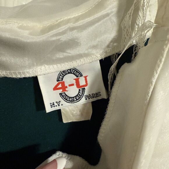 Design Team 4-U Green And White Satin Long Dress, Size 8 With Rhinestone Pin. - Picture 3 of 6